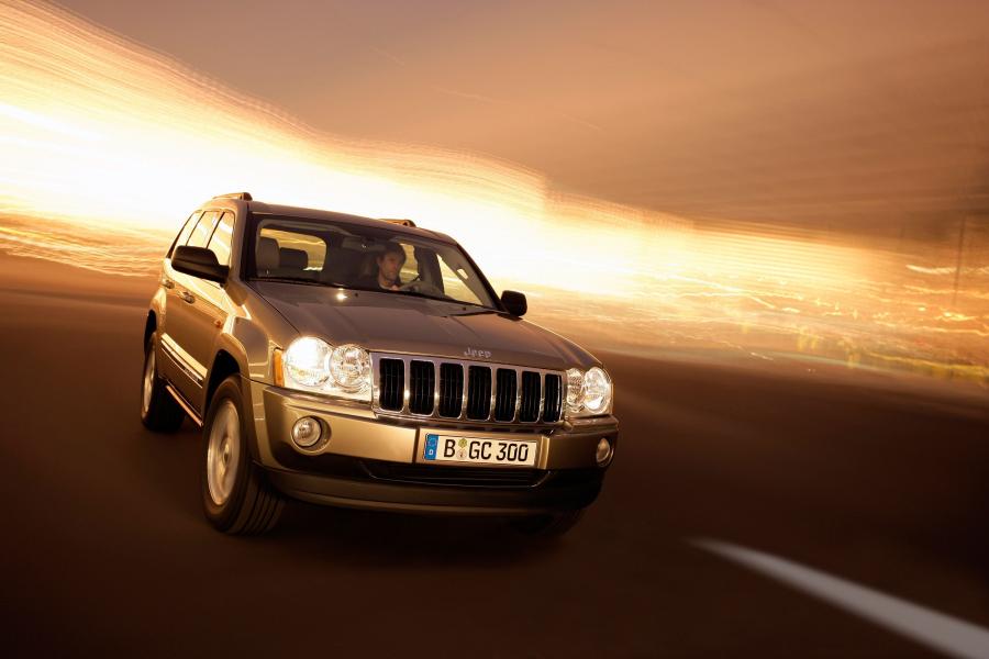  Jeep Grand Cherokee 2005 года  (фото 86 из 133)